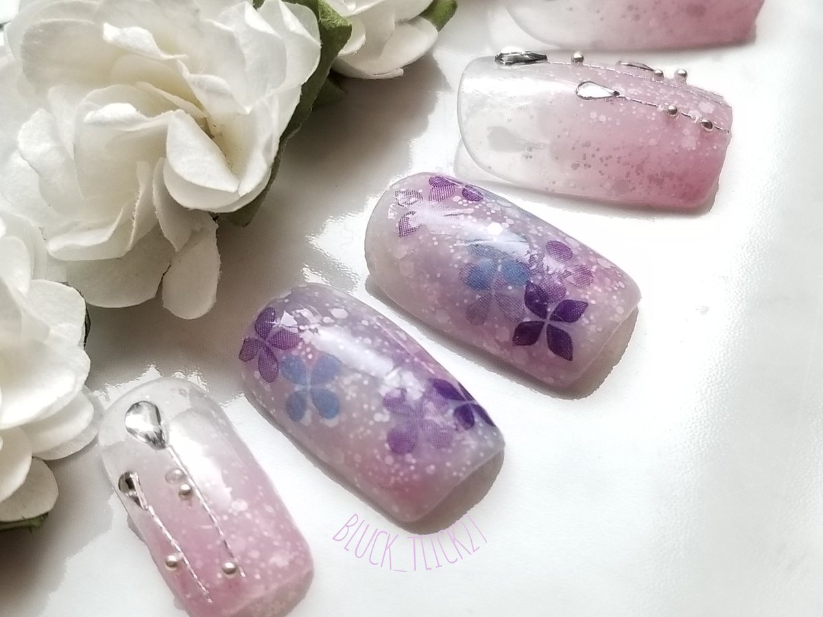 Twitter पर 𐊰𐊦𐊋𐊠𐊯𐊦𐊪513 新発売の しずくウォーターネイルシール しずく を使った 紫陽花梅雨ネイル 詳しくは T Co Kvtchcmneb しずくネイルシール しずくウォーター ネイルシール しずく セルフネイル ネイル