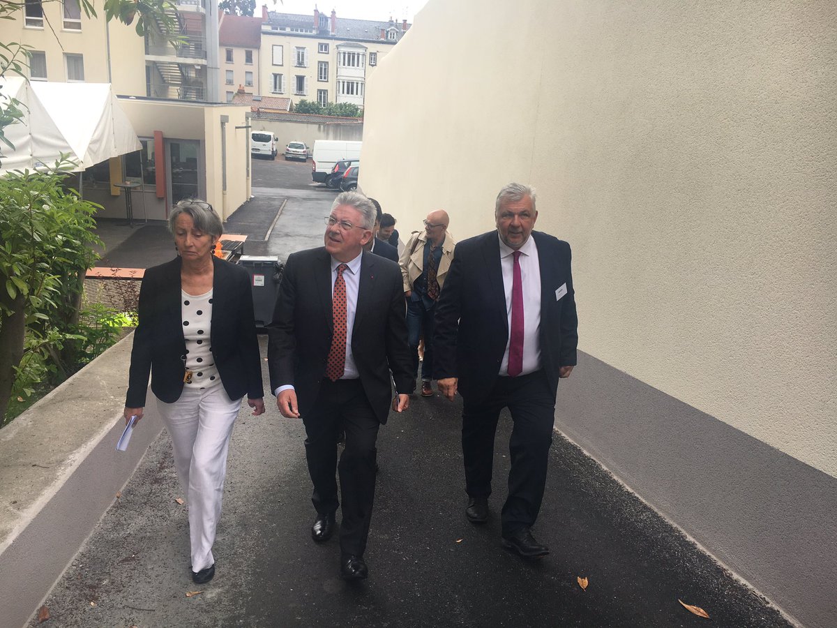 Departement63's tweet photo. Inauguration de l’extension du foyer Richelieu et du siège administratif de l’association CAPPA à #ClermontFd 
Permettre une vie ordinaire dans un environnement protégé en favorisant une vie sociale aux personnes en situation de #handicap #formation #insertion #hebergement https://t.co/i9YB3b805r
