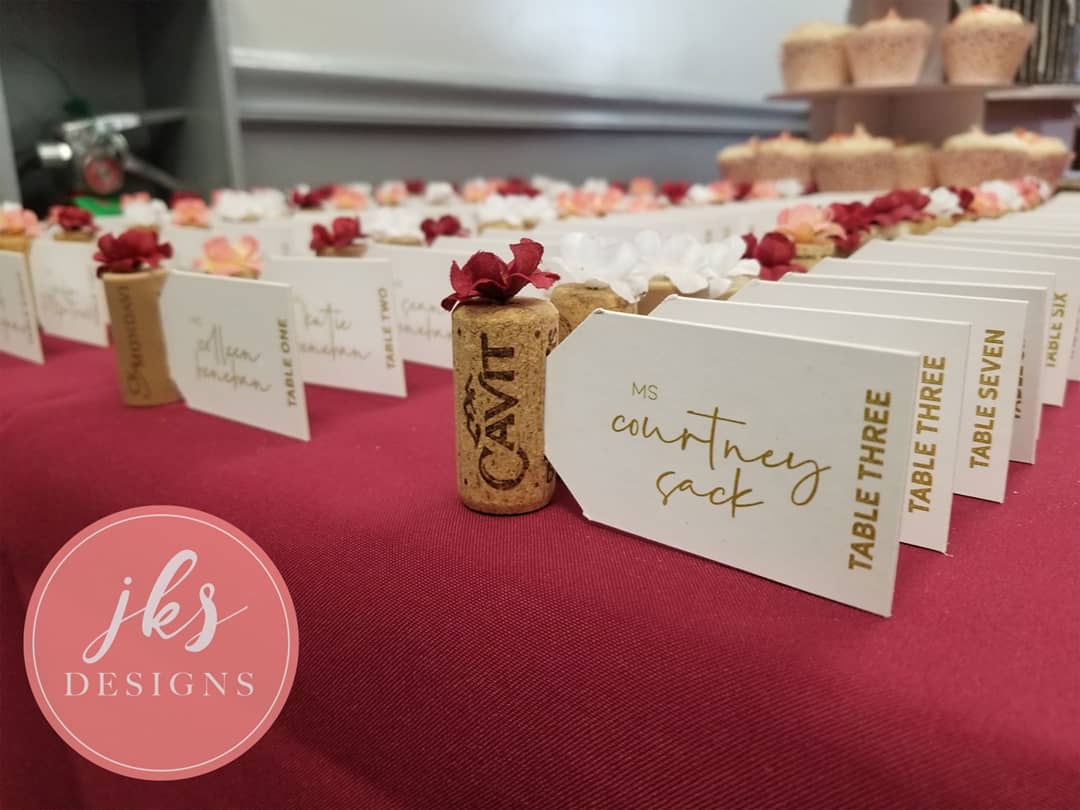 JKSdesignsllc's tweet photo. Anyone else LOVE these seating cards? We helped take this idea from Pinterest to reality and we are OBSESSED! π#jksdesigns #design #wedding #engaged #engagement #party #rustic #rusticwedding #decor #seatingcards #placecard #seating #seat #cork #floral #flowers #pinterest https://t.co/IZTs4gt3K0