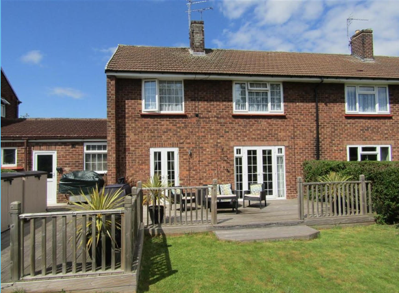 HuntersDN21's tweet photo. 🏠Woodfield Road, Gainsborough, £140,000🏠

NEW TO THE MARKET...

A three/four bedroom link semi detached house located in a popular residential area of the market town of Gainsborough.

📞 Call us today to arrange a viewing - 01427 616118 
💻 https://t.co/cogMgeZ0oW

#Hunters https://t.co/LVMnNxnRX1