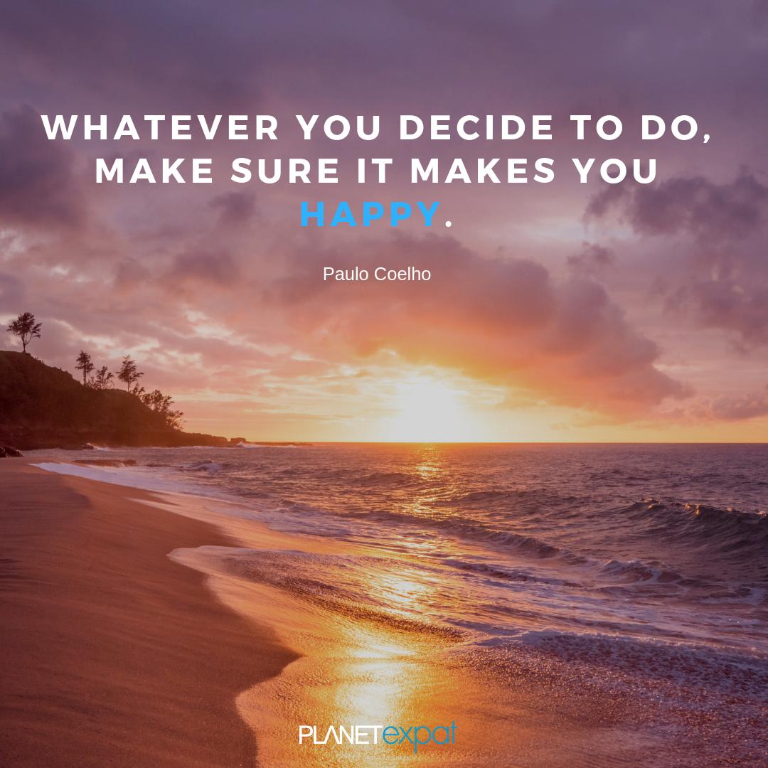 PlanetExpat's tweet photo. #HappyMonday! 🌅

There's nothing more fulfilling than achieving happiness through what you do 😊 https://t.co/Th3fN8D8jC