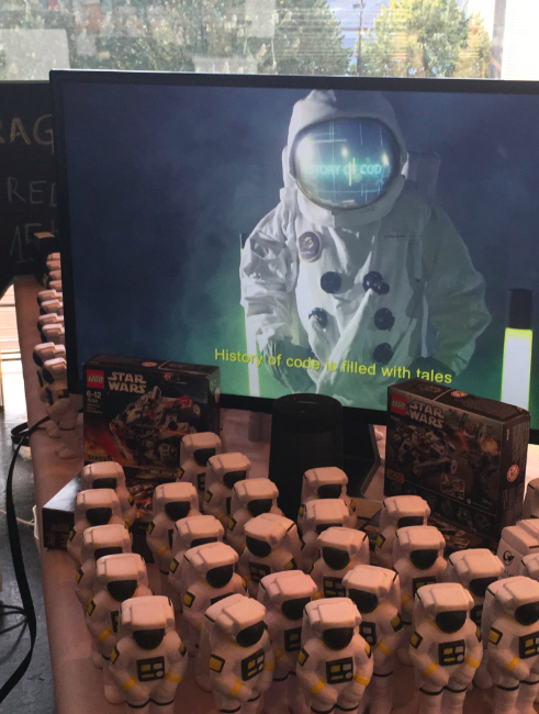 Eleven_Labs's tweet photo. #EXPEDITION🚀@bestofwebconf c'est dans 4 jours !
👨‍🚀 Nos astronautes se préparent pour une expédition d'une journée avec la communauté #bestofweb.
Ils vous attendront vendredi sur leur station spatiale🛰️, venez les rencontrer, découvrir les activités👾 et profiter des animations ! https://t.co/okSyVKv2Am
