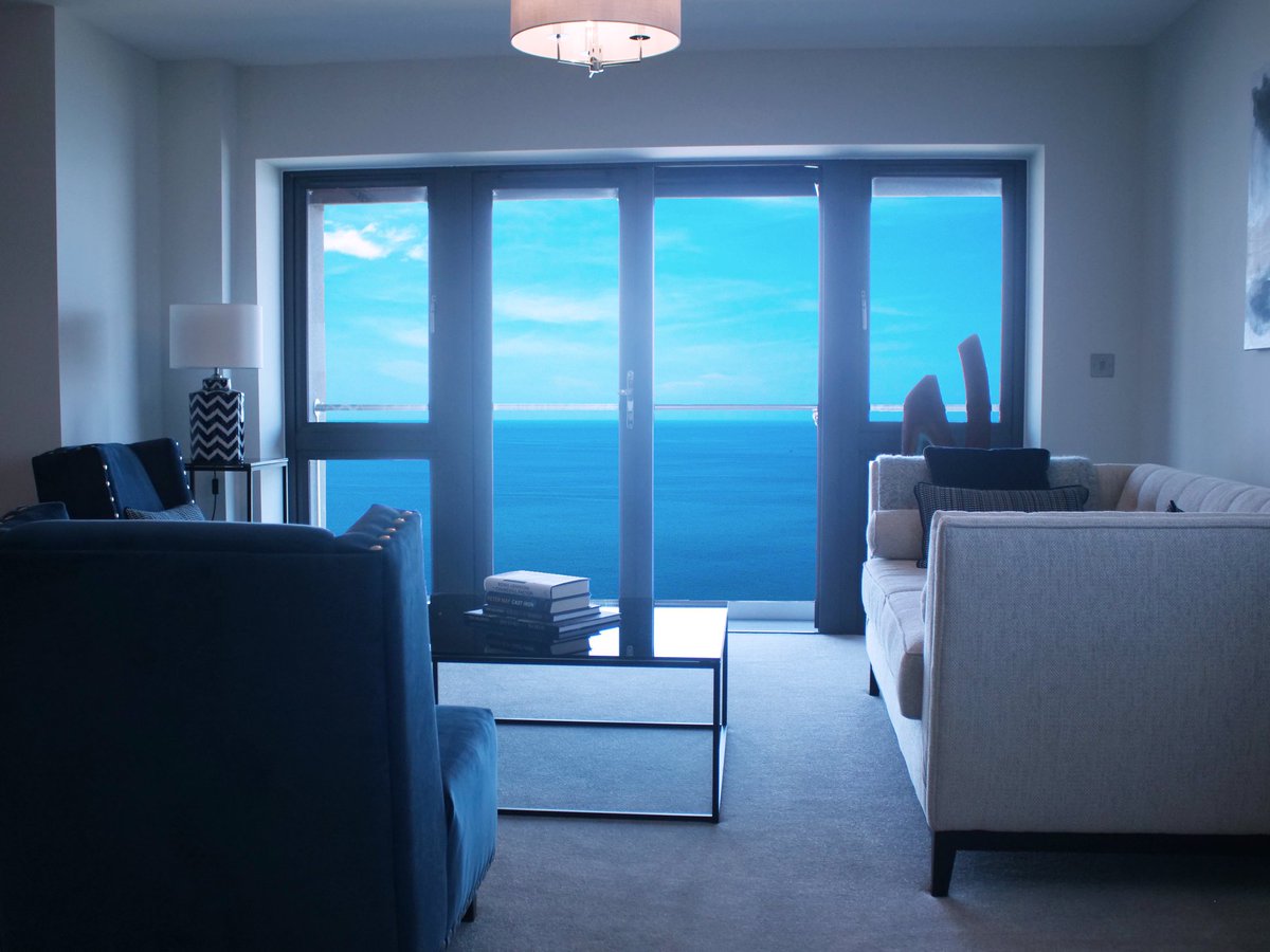 livetech's tweet photo. Some photography we recently conducted at the Blue Bay Homes development 'The View', Old Colwyn!
The homes themselves are stylish, modern dwellings with unbelievable views across the bay of Colwyn and the Irish sea. #modernliving #stylishhomes #homeswithaview #droneshots https://t.co/RkEPQvUPSD