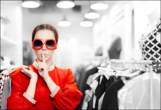 Earn money by helping shops with their customer service. It couldn't be easier than that. #MysteryShopper #WorkFromHome #PartTimeJob