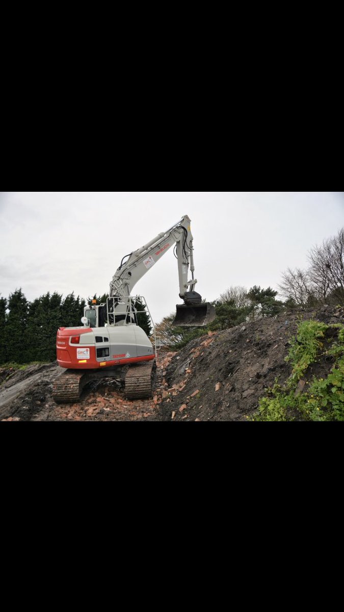 Takeuchiuk's tweet photo. Don’t forget to come and have a go on the 15 tonne fixed boomTB2150R. This is debuting at the @Plantworx2019 Don’t forget to bring your CSCS card. #Plantworx #GMCT #Excavator #plant #shorttail https://t.co/HaesYxFJ7Q