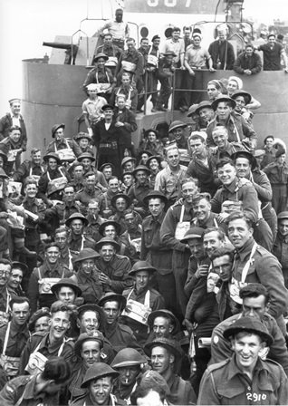 TheDDayStory's tweet photo. Interested in researching your D-Day and Battle of Normandy ancestors? Explore our handy family history guides that cover 14 nationalities https://t.co/AWfbVfCIWh photo by The News, #Portsmouth #dday75 #familyhistory https://t.co/dktdBhbkDO