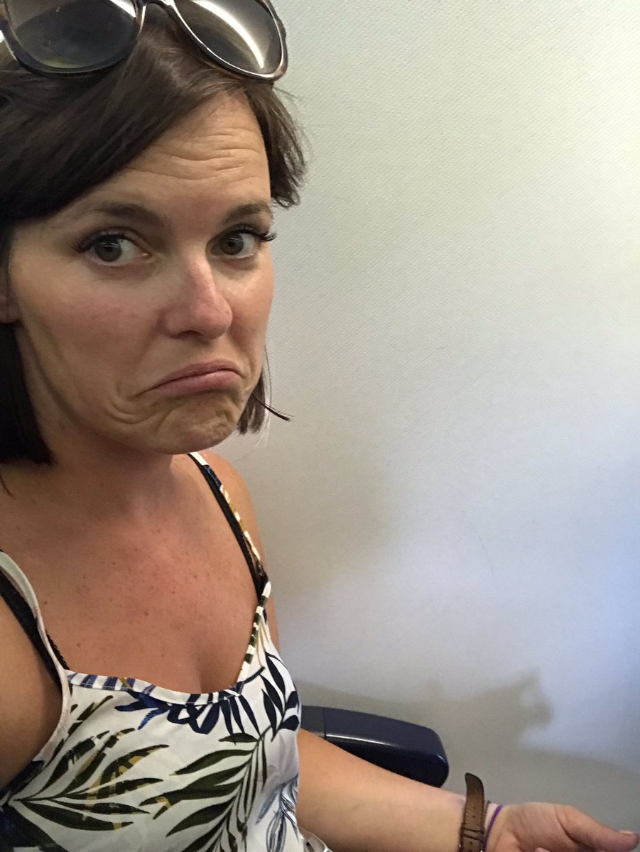 ASBVictoria's tweet image. Dear @Ryanair it would have been really nice to have been told on booking a window seat that this seat had no window... it’s not like I get travel sick if I can’t see horizon. 😭 #ByeGranCanaria #NoWindow #FirstWorldProblems #PassThePukeBag ✈️