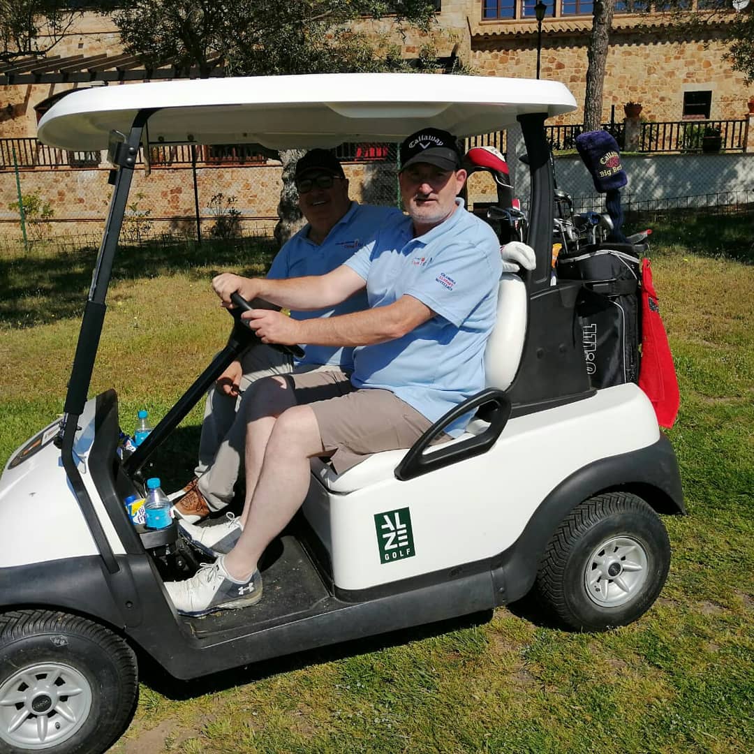 CuinaEmpordanet's tweet photo. Avui celebrem el 20è torneig Costa Brava Catalunya Cuina i Golf al Club Golf d'Aro Mas Nou 🔝👏🍳⛳
Us deixem algunes fotografies 📷 dels jugadors! 😍👌
#cuinaigolf #cuinaigolf2019 #cuina #golf #lacuinadelempordanet #cuinaempordanet #clubgolfdaromasnou #masnou #gastronomia #pic https://t.co/vL0xI7lGlS
