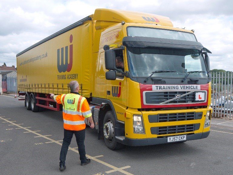 WJ_UK's tweet photo. Training and collaboration help deliver a better career opportunity @fir4us @Roadsafetymark @TheIHE 

https://t.co/TrVDSyaK5j https://t.co/C0TSkCFKS1