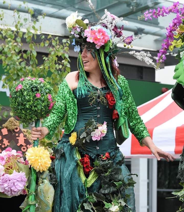 C365WhatsOn's tweet photo. Here are 19 events you can enjoy this June in #Cornwall: https://t.co/t8HrQyApEd ft @heartlandsuk @CornwallCollege @Rock2RockLetsR1 @JC_Saboteurs @RoyalCornwall @FalSeaShanty @GolowanFestival and @Saltash_Regatta #C365WhatsOn https://t.co/LarDSPiWMr