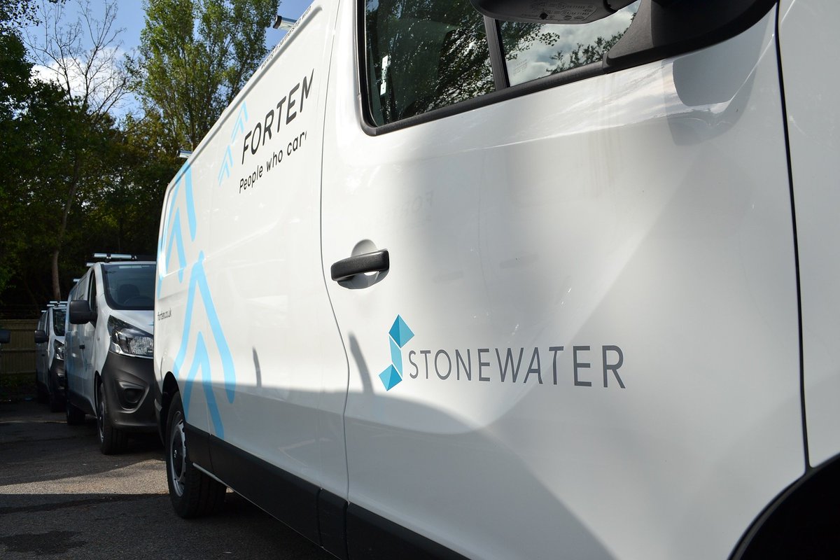 FortemSolutions's tweet photo. We operate a fully compliant fleet as an FTA Van Excellence Operator and that’s why we've given all our new @StonewaterUK trades brand new, fully equipped vans #StonewaterInduction #FTA #VanExcellence @SWHomesUK @vanexcellence @newsfromfta https://t.co/cn6alrj2tz