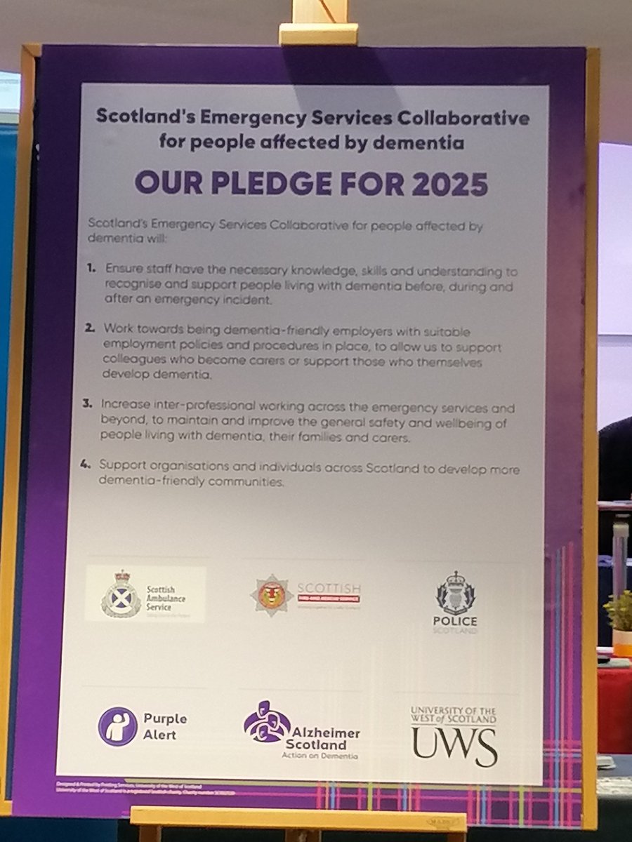 LindaShearer19's tweet image. Historic moment. Witnessing the signing of Scotland&apos;s Emergency Services Collaborative Pledge 2025 for people affected by dementia. @annawaugh1 @owlbroon @uwsraymondduffy @macsoda1 @UniWestScotland @alzscot #DAW19 #DementiaAwareness #oneweething #AlzScot19