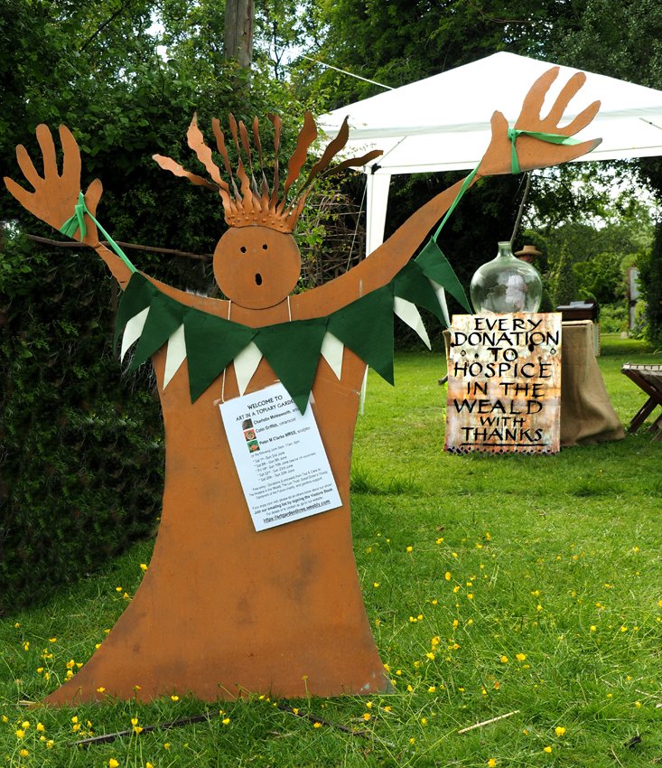 Had a fab response to our Open Garden / Art in a Topiary Garden show Benenden, Kent, artgardenthree.weebly.com - All had success with artwork sales plus generous donations for <a href="/hospiceweald/">Hospice in the Weald</a> Open again 8-9, 14&amp;16, 22-23 with <a href="/seopenstudios/">South East Open Studios</a>