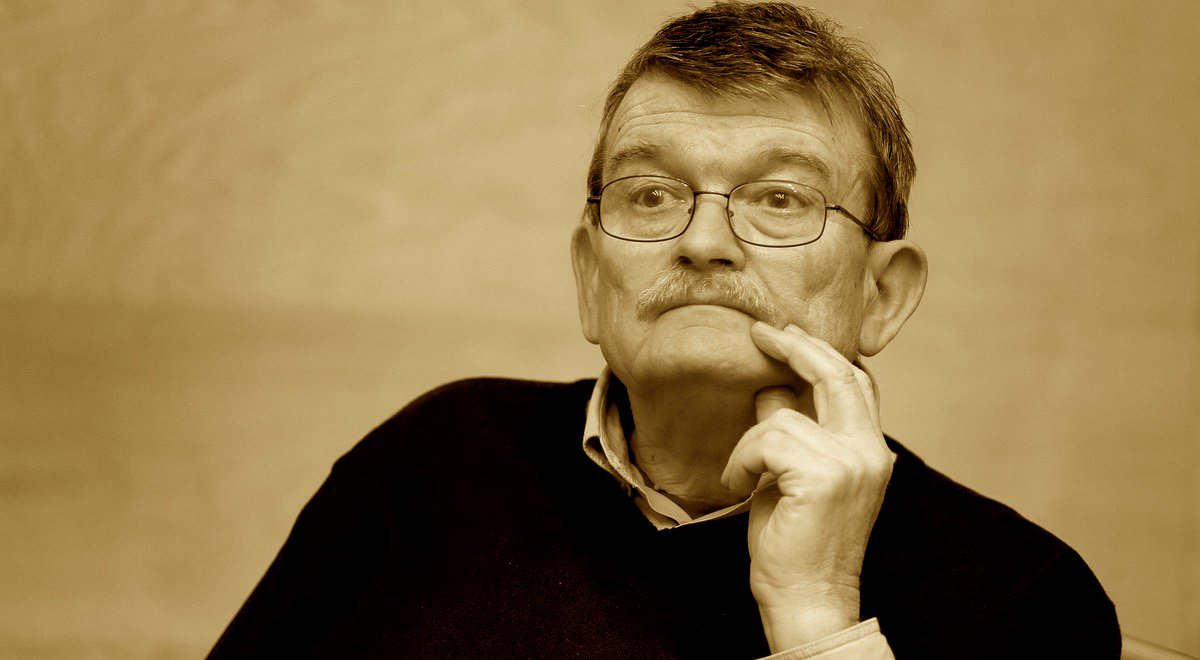 Zmarł Maciej Parowski. Legenda. Wizjoner. Człowiek orkiestra. "Budowniczy" polskiego okna na świat przez język fantastyki. Polska kultura dziś dużo traci, ale też dużo dzięki Maciejowi dostaje do zagospodarowania na przyszłość. Słów brak, bo to był po prostu dobry człowiek.R.I.P.