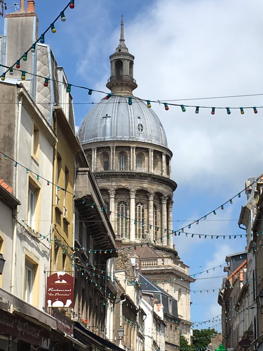 HawthornsHist's tweet photo. Beautiful Boulogne Old Town @Port_BC https://t.co/ugYOIAlmSZ