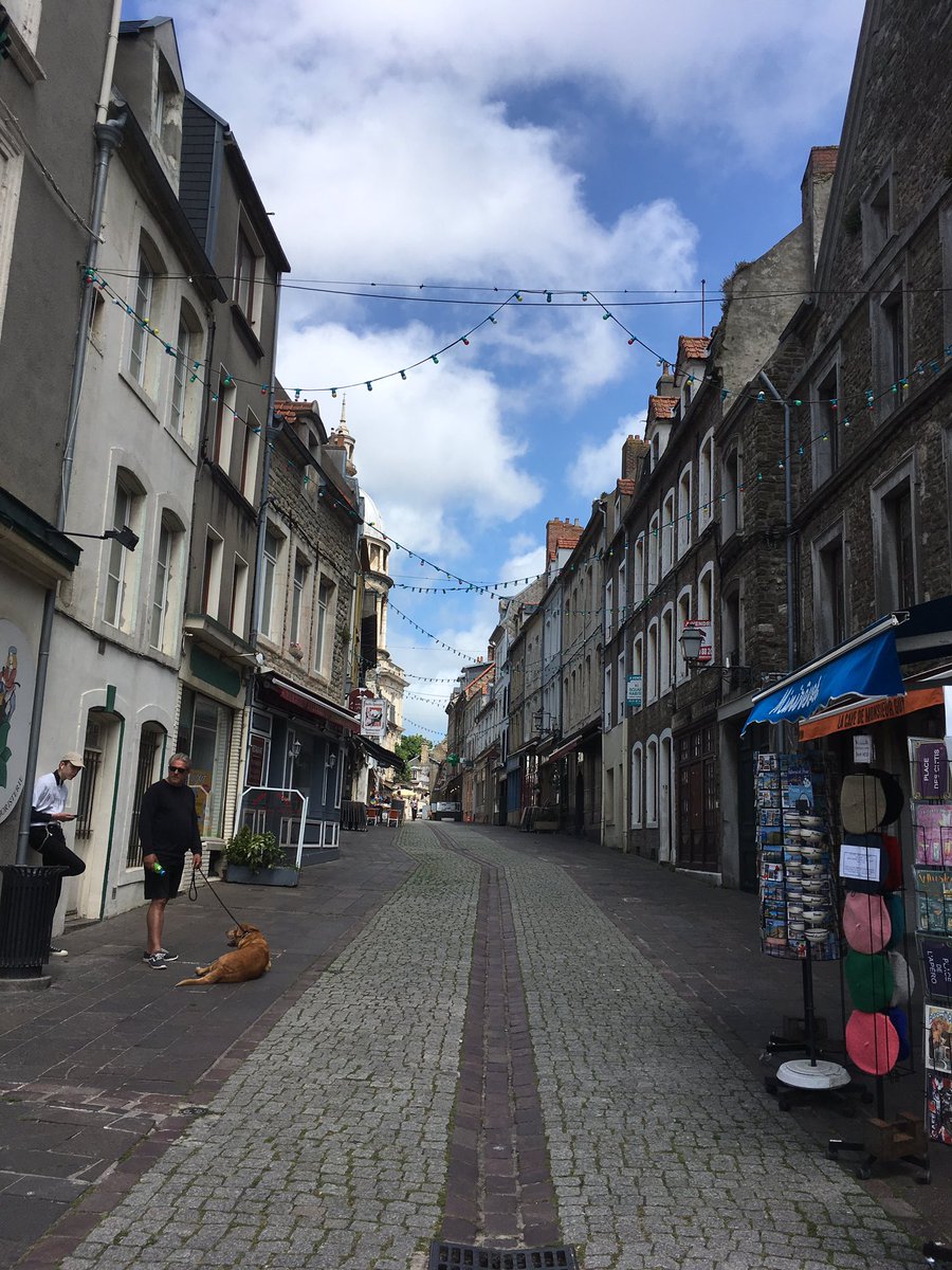 HawthornsHist's tweet photo. Beautiful Boulogne Old Town @Port_BC https://t.co/ugYOIAlmSZ