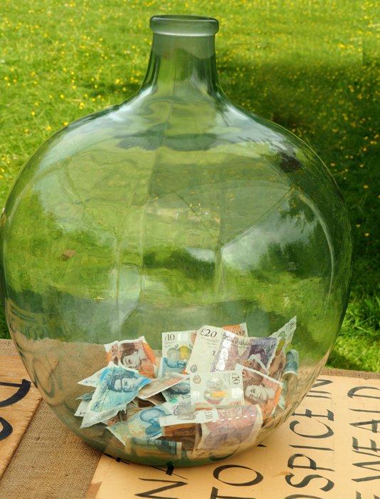 Thanks to all our visitors to Art in a Topiary Garden, Benenden, for their generosity to <a href="/hospiceweald/">Hospice in the Weald</a> - great 2 days sitting in the sun, selling art and enjoying home-made tea and cake... roll on <a href="/seopenstudios/">South East Open Studios</a>  next weekend, 8-9! artgardenthree.weebly.com