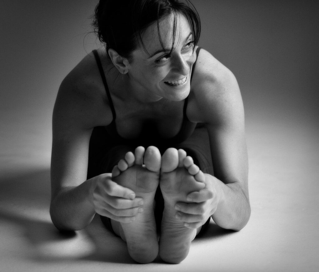 relajemos's tweet photo. Yoga en casa: Tips básicos antes de comenzar #PrácticaDeYoga https://t.co/LJo4u9EOBy https://t.co/pvlpsSOO8T