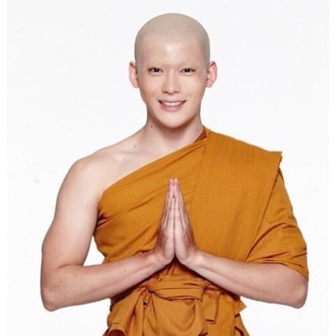 ลันลาเม tweet media