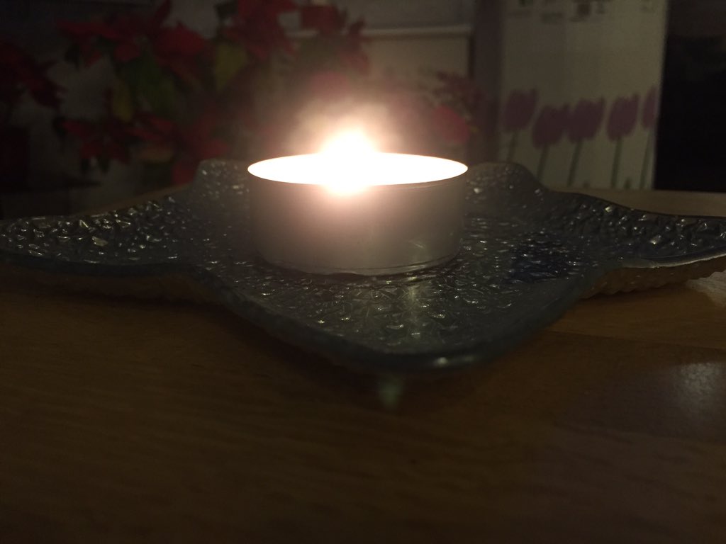 johnf9901's tweet photo. Thoughts are with Liv’s friends and family x #ForLiv #PoliceFamily https://t.co/64LLb45HE9
