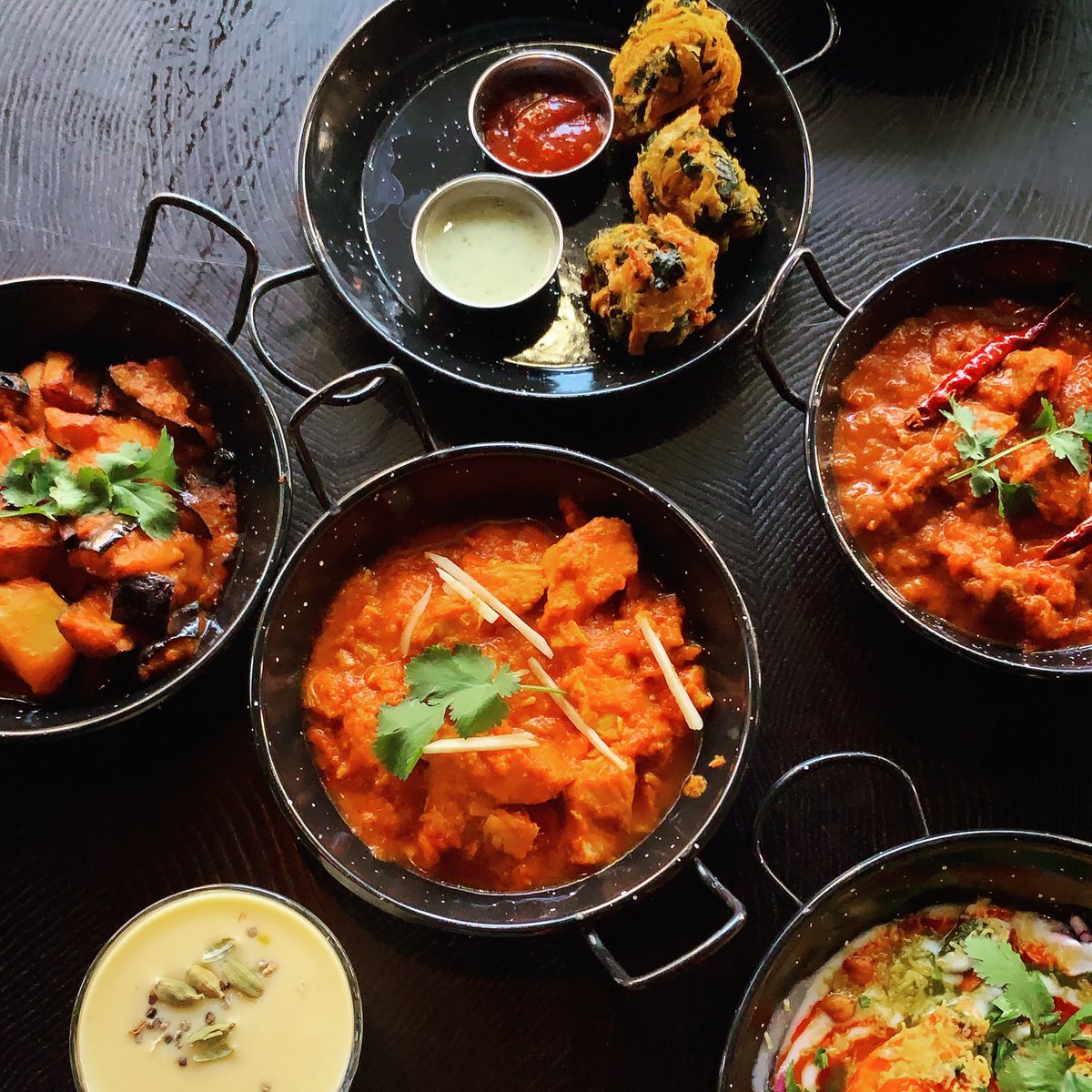 IndigoStFood's tweet photo. A recipe has no soul. Our chef bring soul to the recipe. 🙏🏼  #soulfood #indianfood #londonrestaurants #london #indigostfood https://t.co/FGNJRZaQzc
