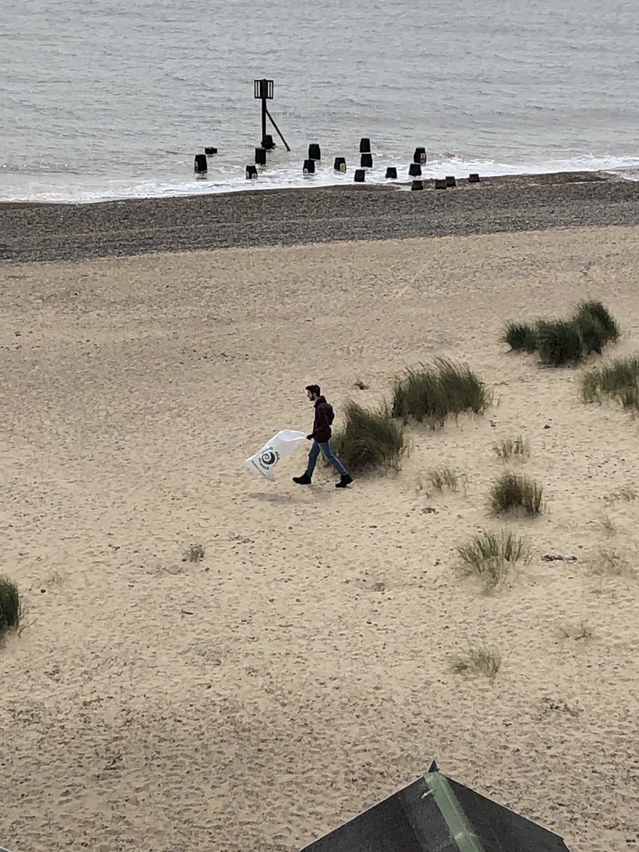 We are in Lowestoft today for the second of 5 beach cleans alongside <a href="/sascampaigns/">Surfers Against Sewage</a> #citycollegenorwich #surfersagainstsewage #environmentalawareness