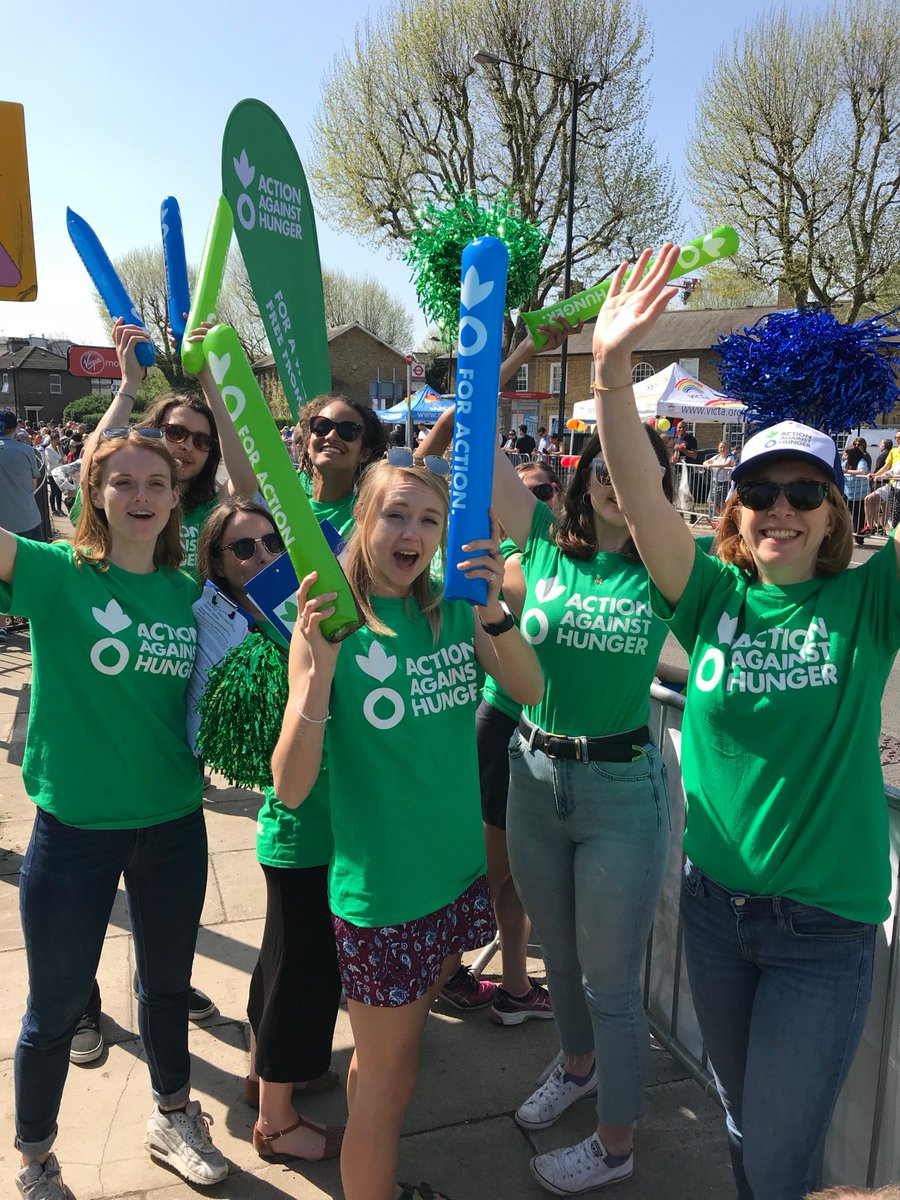 AAH_UK's tweet photo. From cheering at marathons to supporting events such as #AuctionAgainstHunger to helping us raise awareness on child hunger at 
music festivals (and so much more), our amazing volunteers are the backbone of our work to end world hunger.

🙋‍♂️THANK YOU! 🙋‍♀️

#VolunteersWeek https://t.co/RQcTNOgUDT