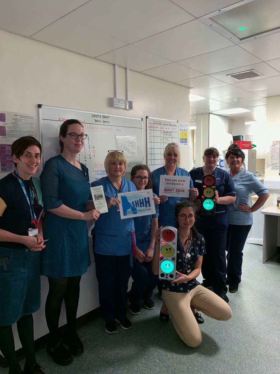 shellz1111's tweet image. Whole team getting involved relaunching noise reduction strategies as part of dementia awareness week to provide our patients, staff and relatives with a peaceful calm enviroment 🤫 @karen_goudie @EileenC09648587 #MKDAW2019