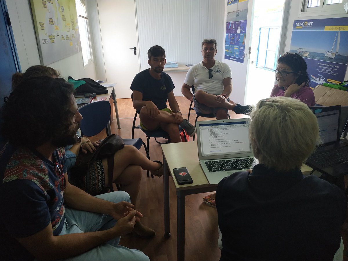 AETCadiz's tweet photo. ¡Empezamos la semana con reunión en Sancti Petri! 💪 Tratando puntos a mejorar para la siguiente edición de la Fiesta del Remo 🛶 Con #bioturismochiclana
, #escuelazaida , #nauticagurri , @novojet y #sanctipetrikayak
¡Vamos a allá!
#aetc #aetcadiz #aetcimparable https://t.co/3FMW6t5SaY