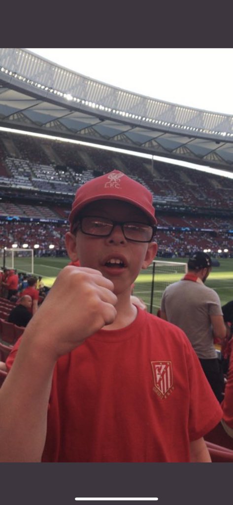 TheForumAH's tweet photo. Wowwwww!! Harry what a weekend you have had @Mybelle79 well done on taking over Twitter the page has never been so popular! You’re a superstar ⭐️ can’t wait to hear all about it ⚽️🏆 #alderheyyouthforum #NHSCYP @LFC @LCooper102 @AlderHey #ChampionsLeagueFinal2019 #6times https://t.co/mEpuyqkxme