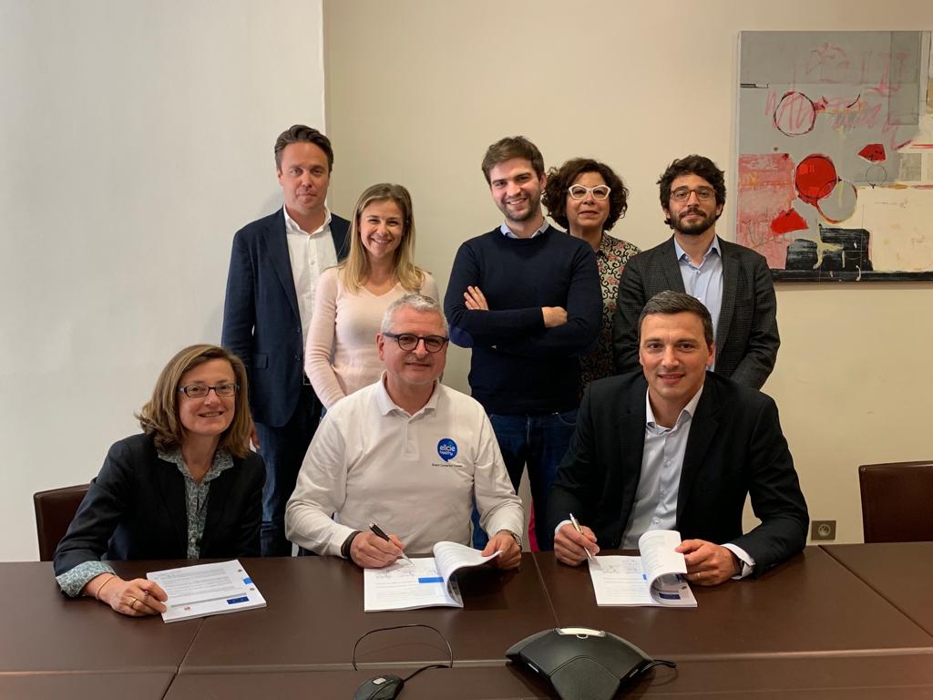 NiceMatinEco's tweet photo. #RdvEco. L'Azuréenne @EllcieHealthy et ses lunettes intelligentes qui préviennent l'endormissement au volant lèvent 2,7 ME auprès d'investisseurs locaux. Les objectifs? Développer de nouveaux cas d'usage faisant appel à l'IA et accélérer à l'international
https://t.co/HuypO4ESkI https://t.co/xSSoDO6sxs