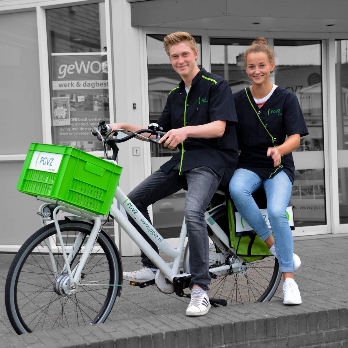 ☀Vakantiewerk☀

Wij zijn nog op zoek naar vakantiemedewerkers 
#apeldoorn #steenwijkerland #urk #noordoostpolder #zwolle #kampen
* Bij goed functioneren en een vakantiecontract van max. 6 weken
sollicitaties@pgvz.nl