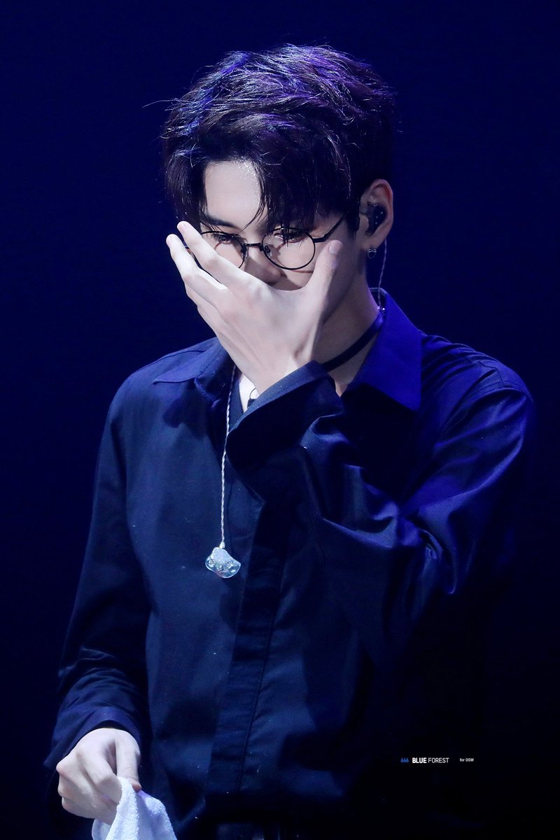 bf_osw's tweet photo. 180825 #옹성우 #ONGSEONGWU 갓경 ㅠㅠ https://t.co/uVR2fS8gFa