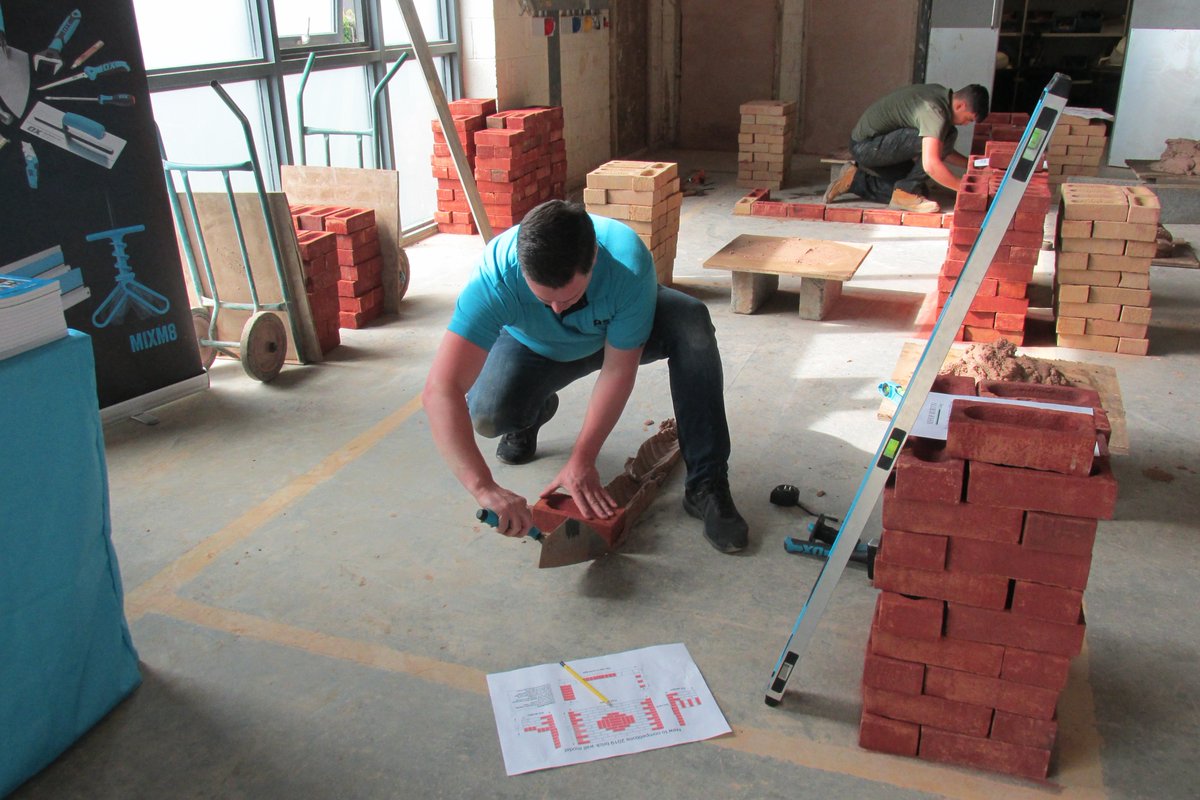 GoBricklayer tweet picture