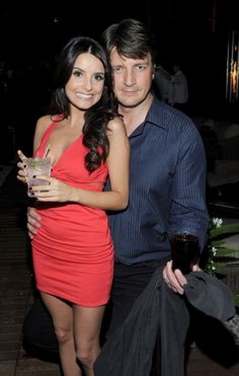 ass-pix-nathan-fillion-girlfriend-wife