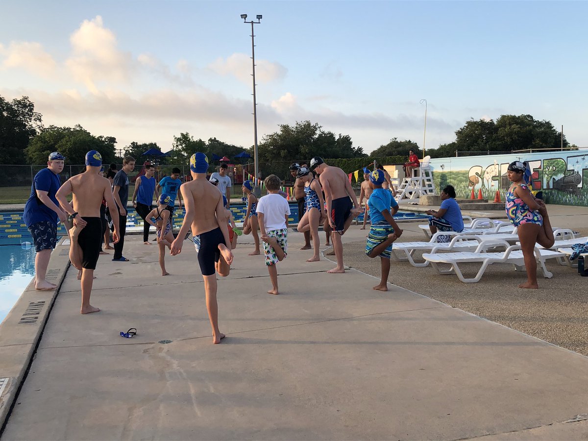 Welcome to Swim Camp! We are so excited for a week of learning, practice, and improving our swim skills with our friends at Steele! #GoBuffs #GoKnights <a href="/scbuffalostrong/">Clemens Athletics</a> <a href="/Steele_Waters/">Steele Aquatics</a>