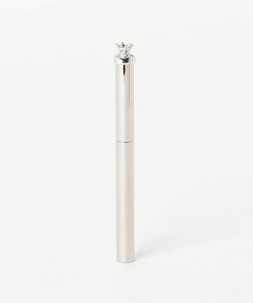 人間のマカロン 普通のアトマイザーだけど レイジースーザンのも可愛くて好き ジャックマルクスはデザインが電子タバコみたいだけど とにかく面倒くさがりの私にはじょうご要らずで詰め替え完了できる便利さがありがたい T Co Hpy3dtjpju Twitter