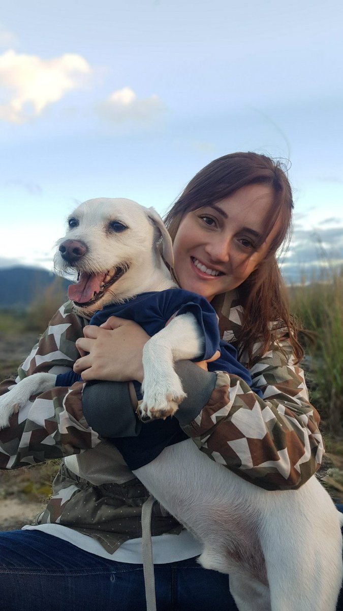 sd_daniela's tweet photo. "A dog has no use for fancy cars, big homes, or designer clothes(...) A dog doesn't care if your rich or poor. Give him your heart and he'll give you his. How many people can you say that about? How many people can make you feel rare and pure and special?"#Paulandme #whatacouple https://t.co/i0a84l75Nt