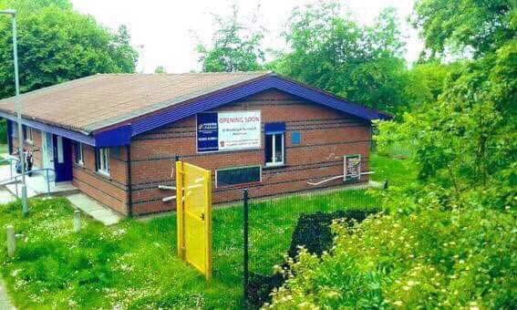 EvolutionChildC's tweet photo. Signage &amp; banners are on the agenda ✅ 
Bookings are now being taken for our September opening &amp; show arounds can be arranged at our other nurseries. Don’t miss out, call 01925 419911 for more information.
#parents #padgate #nursery #warrington #evolutionchildcare #COMING_SOON https://t.co/LXLEHM0ZD8