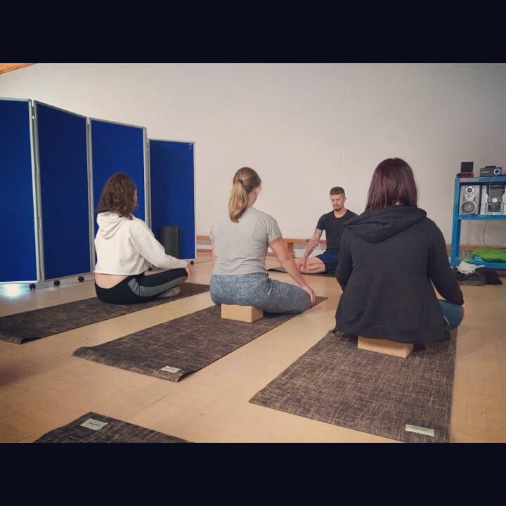 Thanks to Lana and Ben for finishing up #IDM Activity Week on Friday with a kickboxing and yoga session! #younglondonersfund <a href="/MayorofLondon/">Mayor of London, Sadiq Khan</a> <a href="/SuttonCouncil/">Sutton Council</a> <a href="/LDN_gov/">London Gov</a>