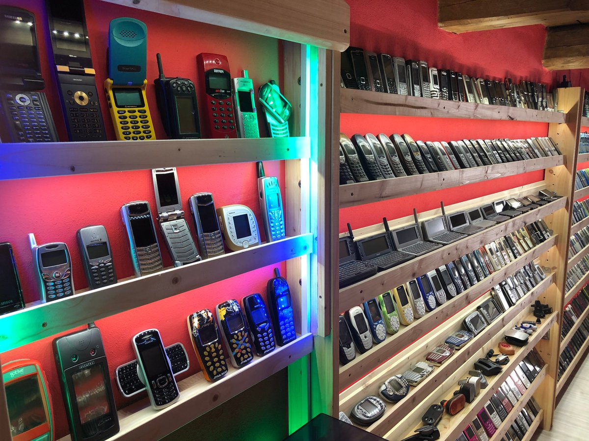 Mobile Phone Museum tweet media