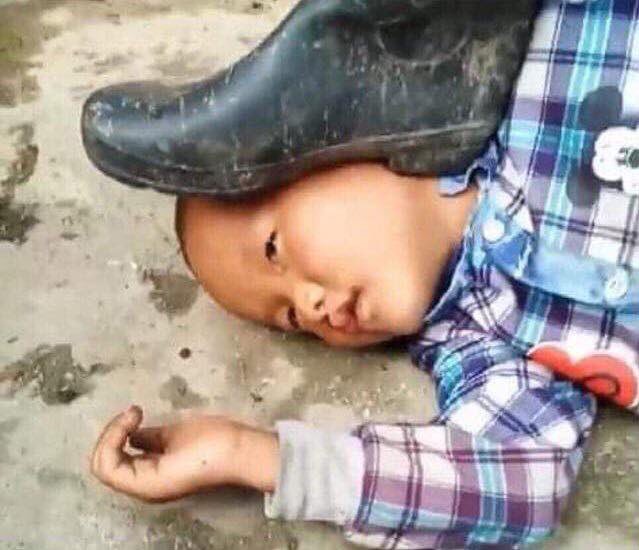 JRegid's tweet photo. Cuando hay una persona arruinando mi vida... Pero soy yo mismo https://t.co/MGvAiLSbNy