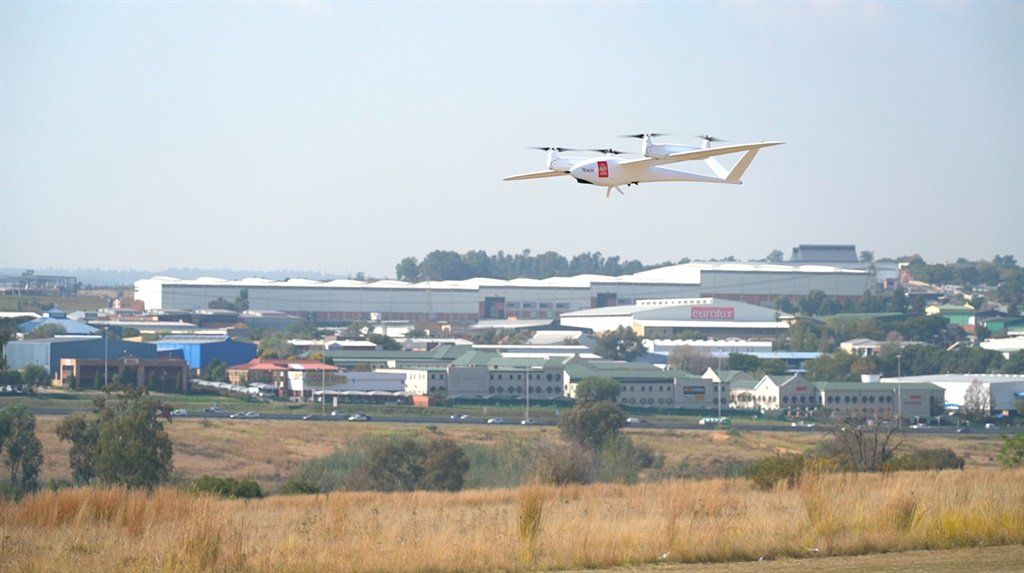 GBRMatt's tweet photo. Emergency blood could soon be transported by drone in South Africa #SouthAfrica #Blood #SANBS #Transported #Drone #News #BusinessInsider #DidyouKnow #21stCentury https://t.co/mndpu9ku7g https://t.co/u03TYCkAez