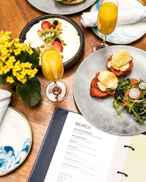 When we #brunch, it’s elevated. Experience dining al fresco at Reflections, our personal urban oasis. | #rwhotelgeorgia bit.ly/2QG9Yqp