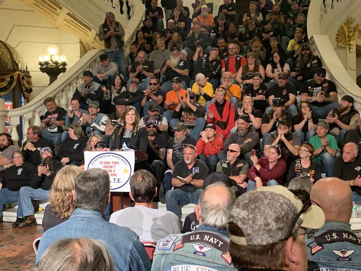 senbartolotta's tweet image. Participating in @ABATEPA's annual Motorcyclist Rights Rally and calling for support of my proposal that would help prevent a dangerous, preventable hazard for motorcyclists, grass clippings #commonsense #safetyfirst #looktwice