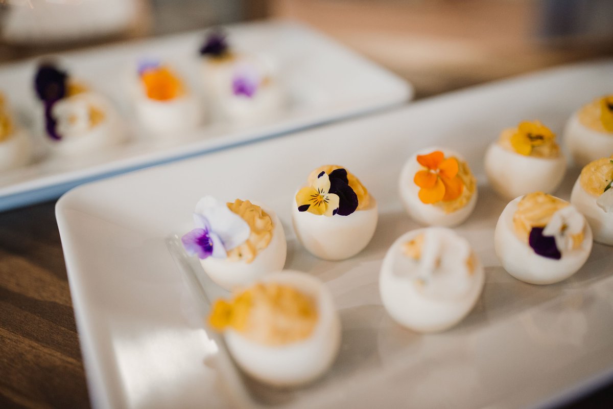 AClassicPartyRental tweet media