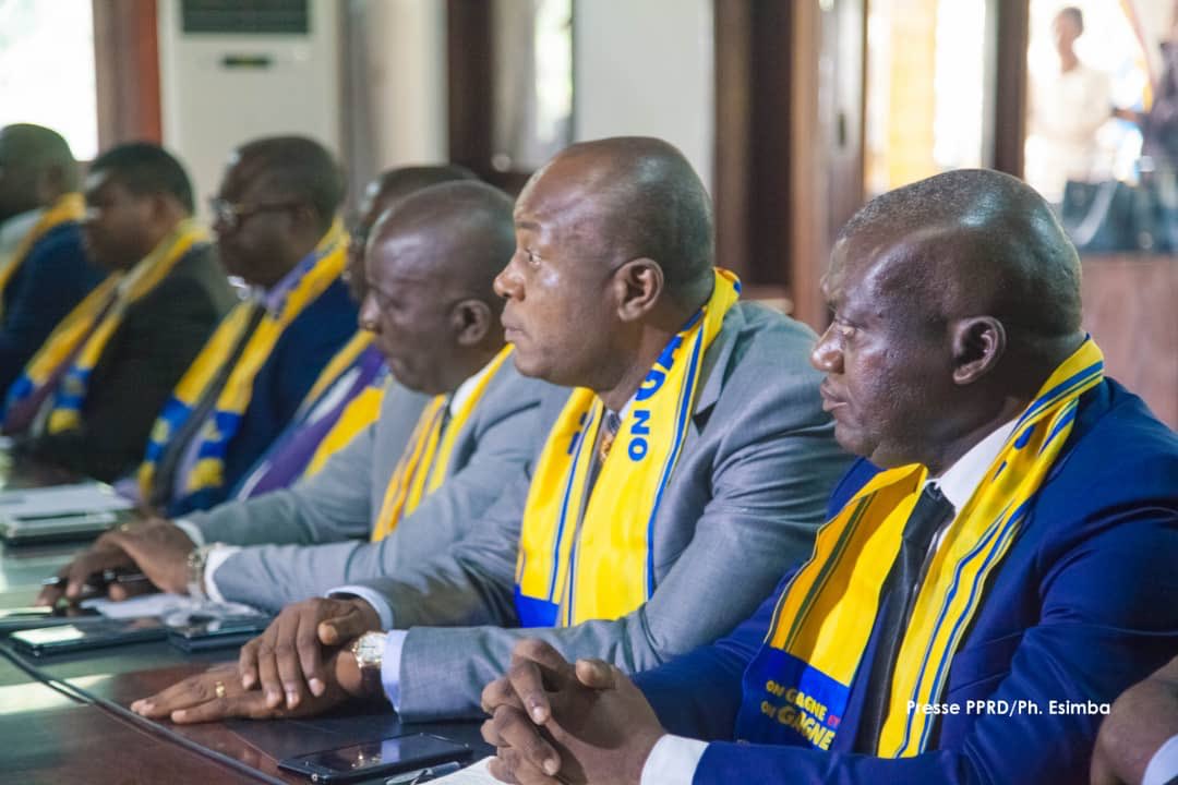 lutherkilala's tweet photo. #RDC #PprdPartiMajoritaire 58% des Gouverneurs: Kinshasa, Kongo central, Kwilu, Kasaï, Mayi Ndombe, Lomami, Équateur, Nord Ubangi, Tshuapa, Haut Katanga, Lualaba, Tanganyika, Bas Uele, Tshopo et Maniema @pprdofficiel Viva! @EmmanuelShadary @pengejacquelin1 https://t.co/SjO37kqLch
