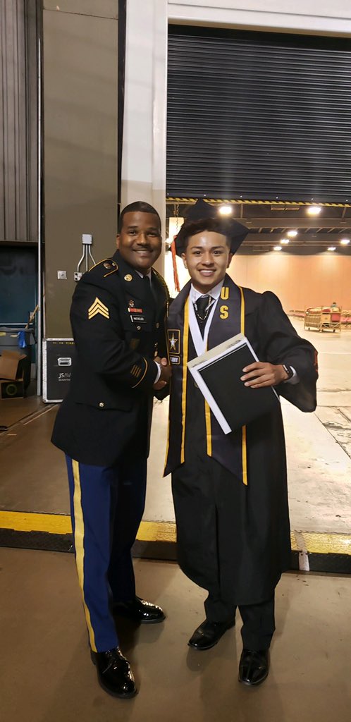 Army_NRH's tweet photo. Congrats @HaltomHigh graduates https://t.co/QTWRcXndMk