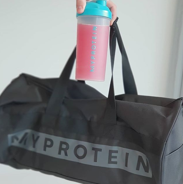 MyproteinIT's tweet photo. MISCELA DI PROTEINE IN POLVERE: PROPRIETA' E BENEFICI

Non tutte le fonti proteiche ​​sono uguali, poiché diverse fonti di proteine ​​hanno varie caratteristiche che possono avere diversi benefici: https://t.co/WbyPmucTyZ 
#Myproteinblog #Integratori https://t.co/aLkUGDqqlG