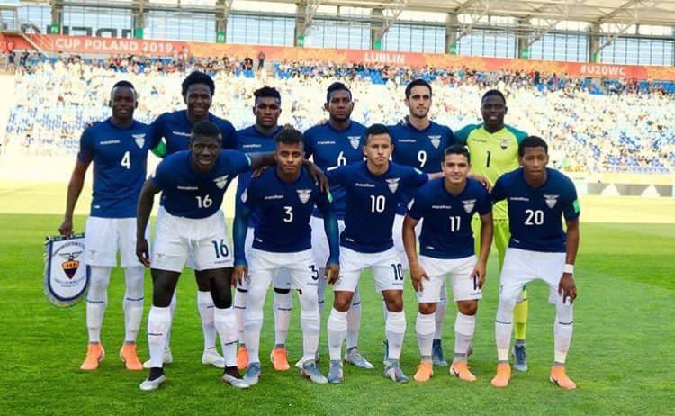 loboruiz04's tweet photo. La semana pasada fueron criticados sin piedad, hoy están entre los 8 mejores del mundo, quien quita que ya estén en #ModoCarapaz y nos traigan la copa 🏆
#VamosEcuador 🇪🇨 #MundialSub20
Apóyenos siempre a nuestros jóvenes !!!! https://t.co/ulpmLBI8GA